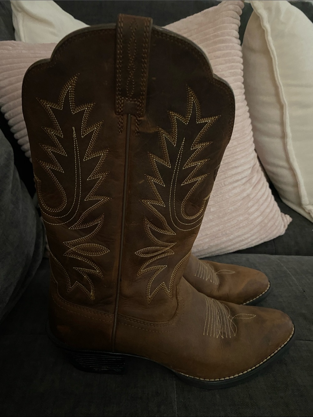 Ariat Brown Western Embroidered Leather Heeled Boots - Picture 12 of 13